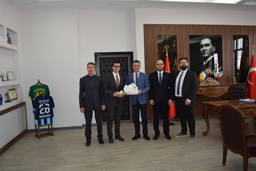 KAYMAKAMIMIZ SAYIN CANPOLAT'A 14 MART TIP BAYRAMI ZİYARETİ 14.03.2025
