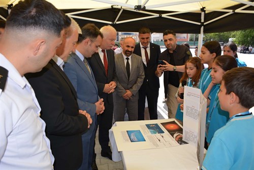 İLÇEMİZDE TÜBİTAK 4006 BİLİM FUARI AÇILDI